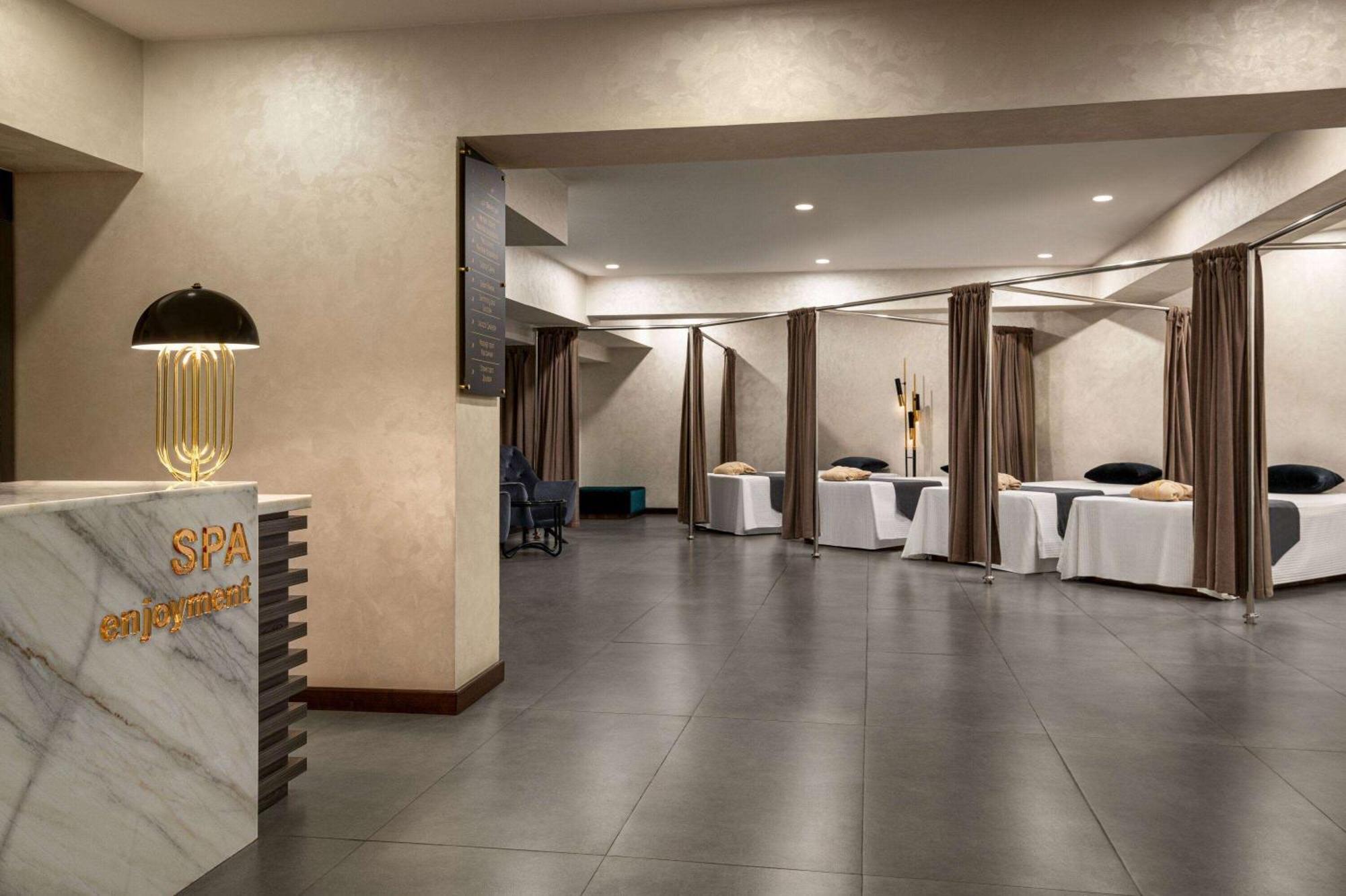 Wyndham Garden Tashkent Hotel Luaran gambar