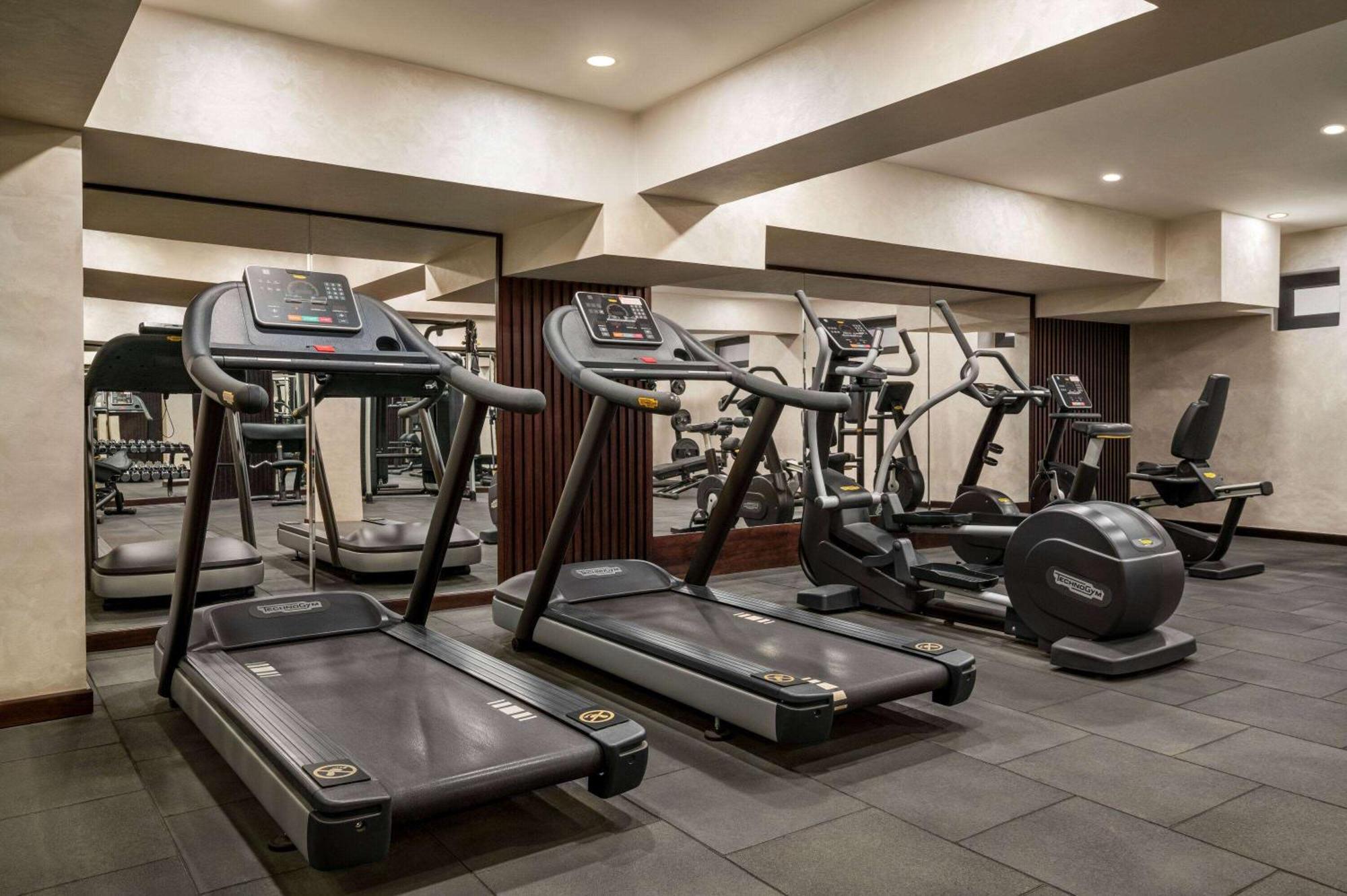 Wyndham Garden Tashkent Hotel Luaran gambar