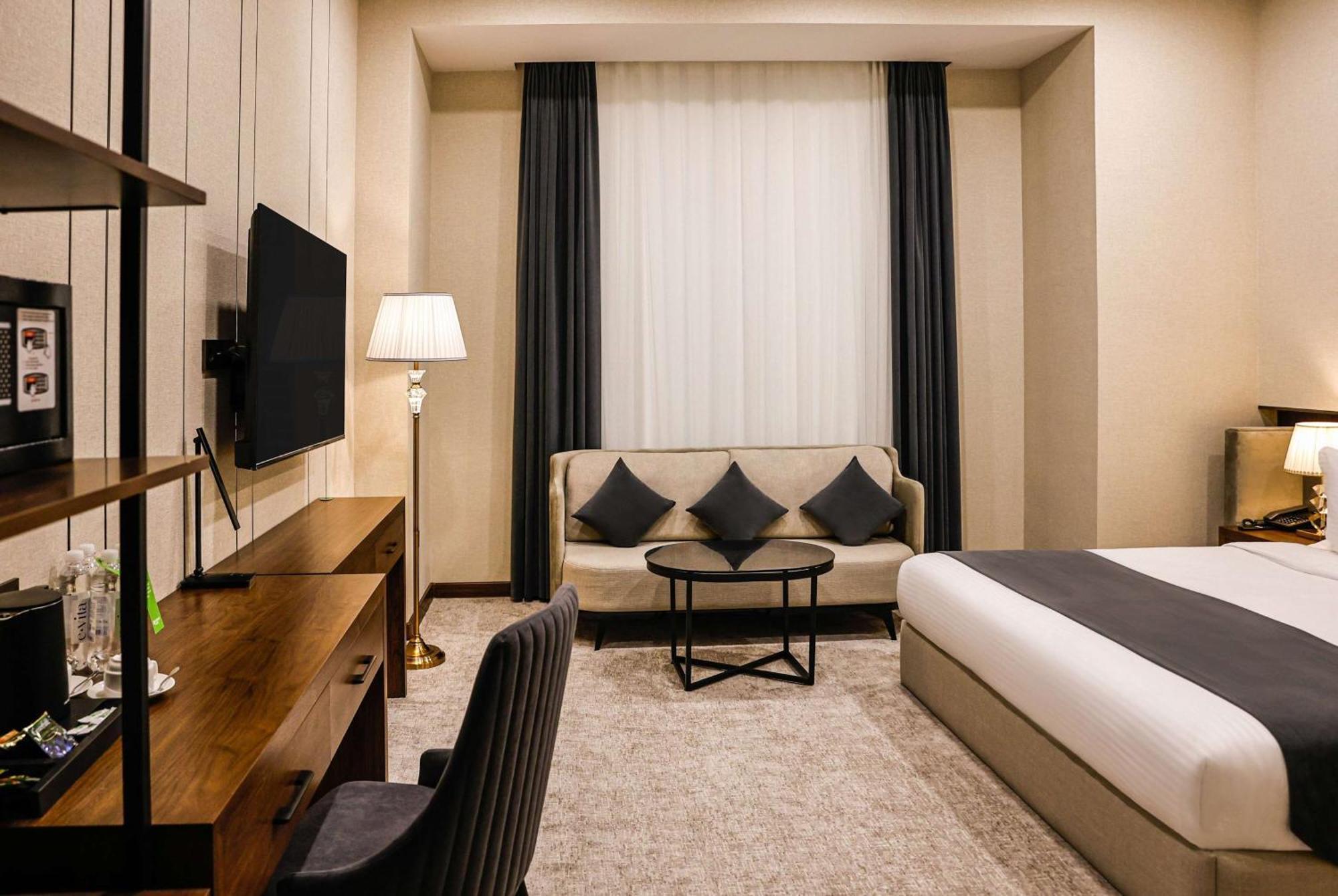 Wyndham Garden Tashkent Hotel Luaran gambar